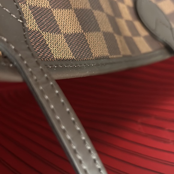 Hello I am selling a Louis Vuitton 2020 Damier Ebene neverfull MM 34512 - Picture 4 of 4